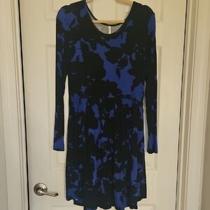 Cute Blue and Black Floral Dress